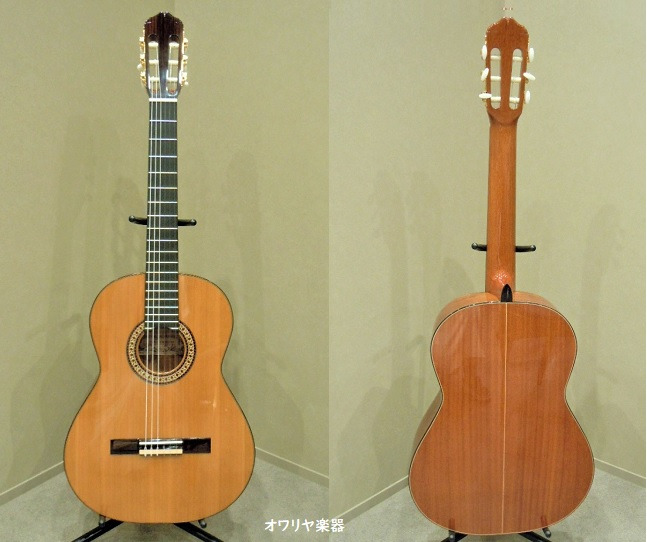 ルーマニア製　トップ単板　ミニ　クラシックギター　美品　610スケール